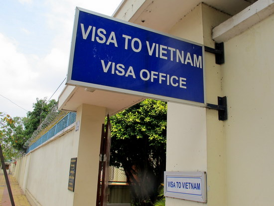 Getting Vietnam visa in Phnom Penh, Cambodia